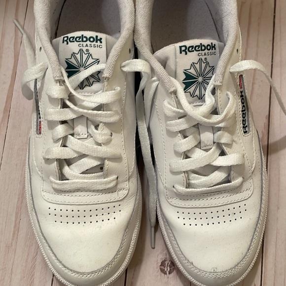 Reebok white court shoes size 10 - Picture 5 of 5